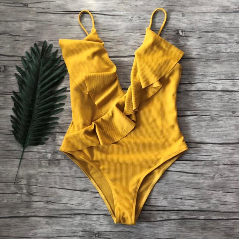 Vintage Style One-Piece Monokini Ruffle Swimsuit