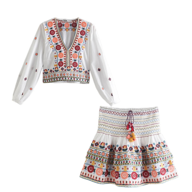 Gypsy Embroidered Paisley Printed Skirt and Blouse Sets with Batwing Sleeve and V-Neck Button Tiered Mini Skirt