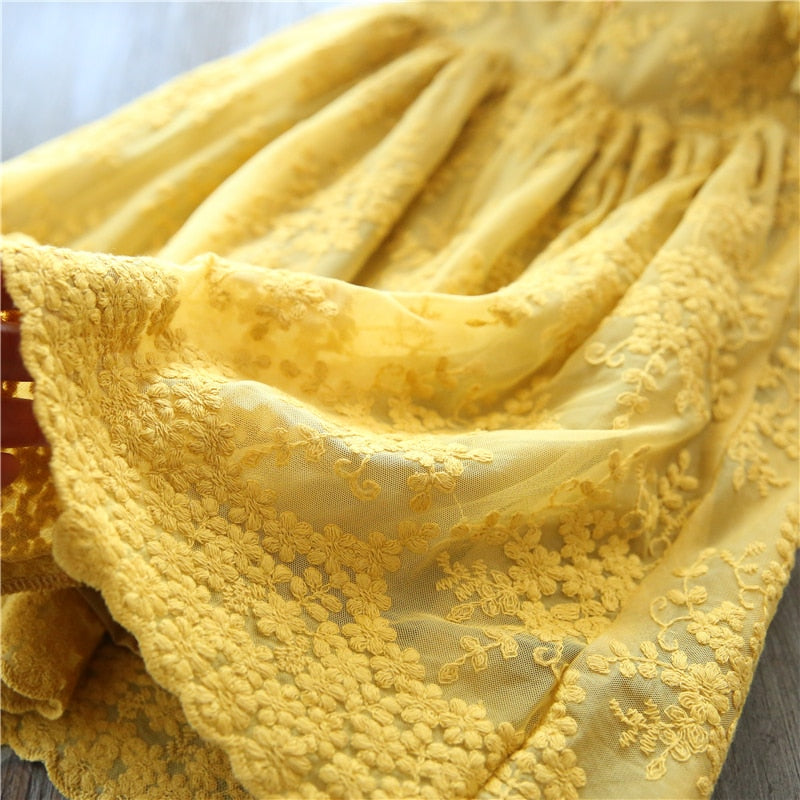 Vintage Style  Princess Dress for Girls with Flower Lace and Bow Decoration (3-8 Yrs Children)