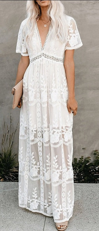 Boho Women Maxi Dress with Loose Embroidery and White Lace