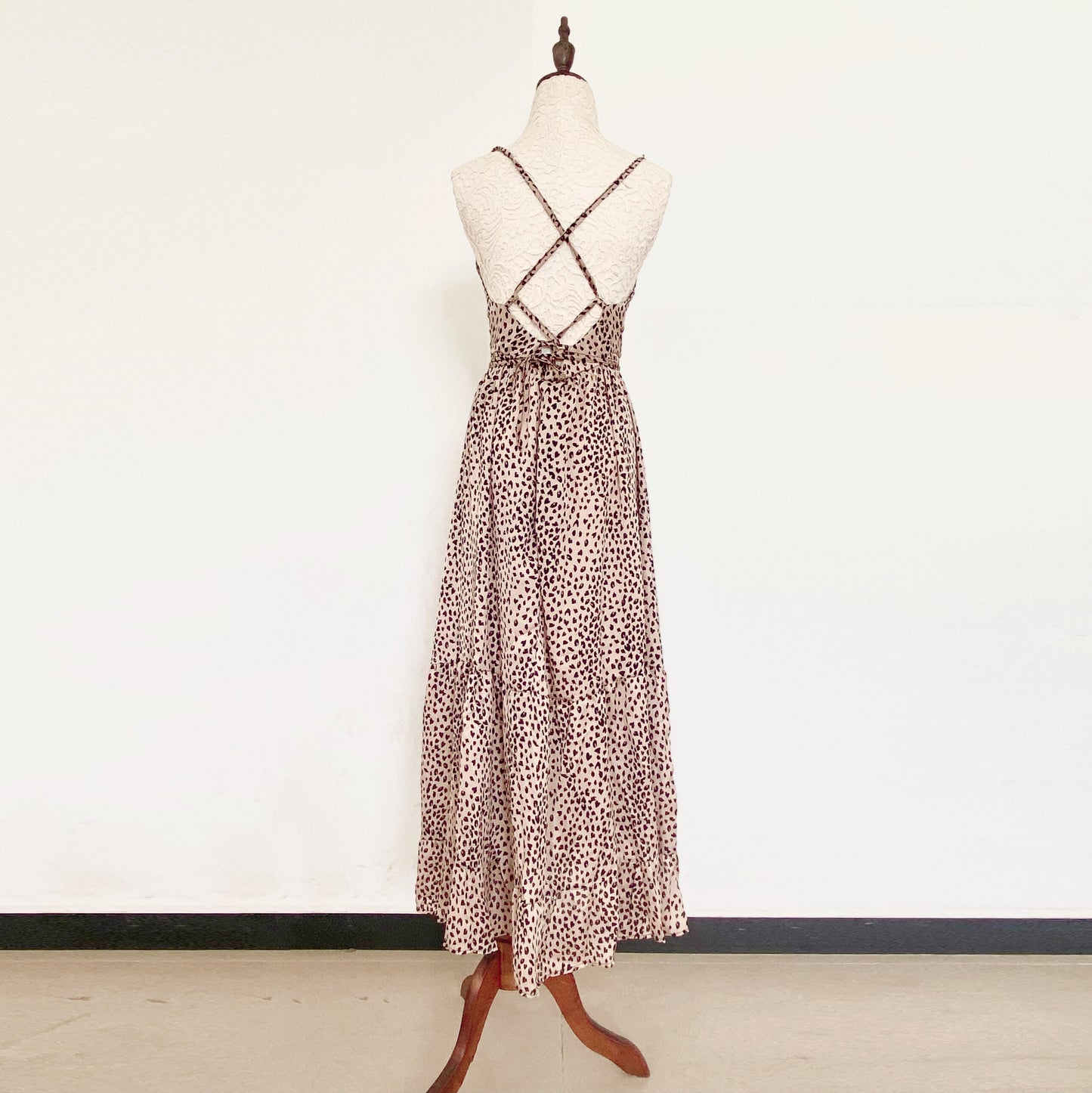 Leopard Print Women Summer Midi Dress with V-Neck and Tie-up