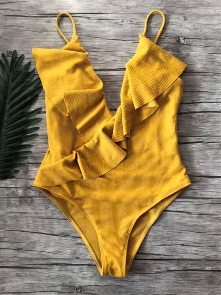 Vintage Style One-Piece Monokini Ruffle Swimsuit