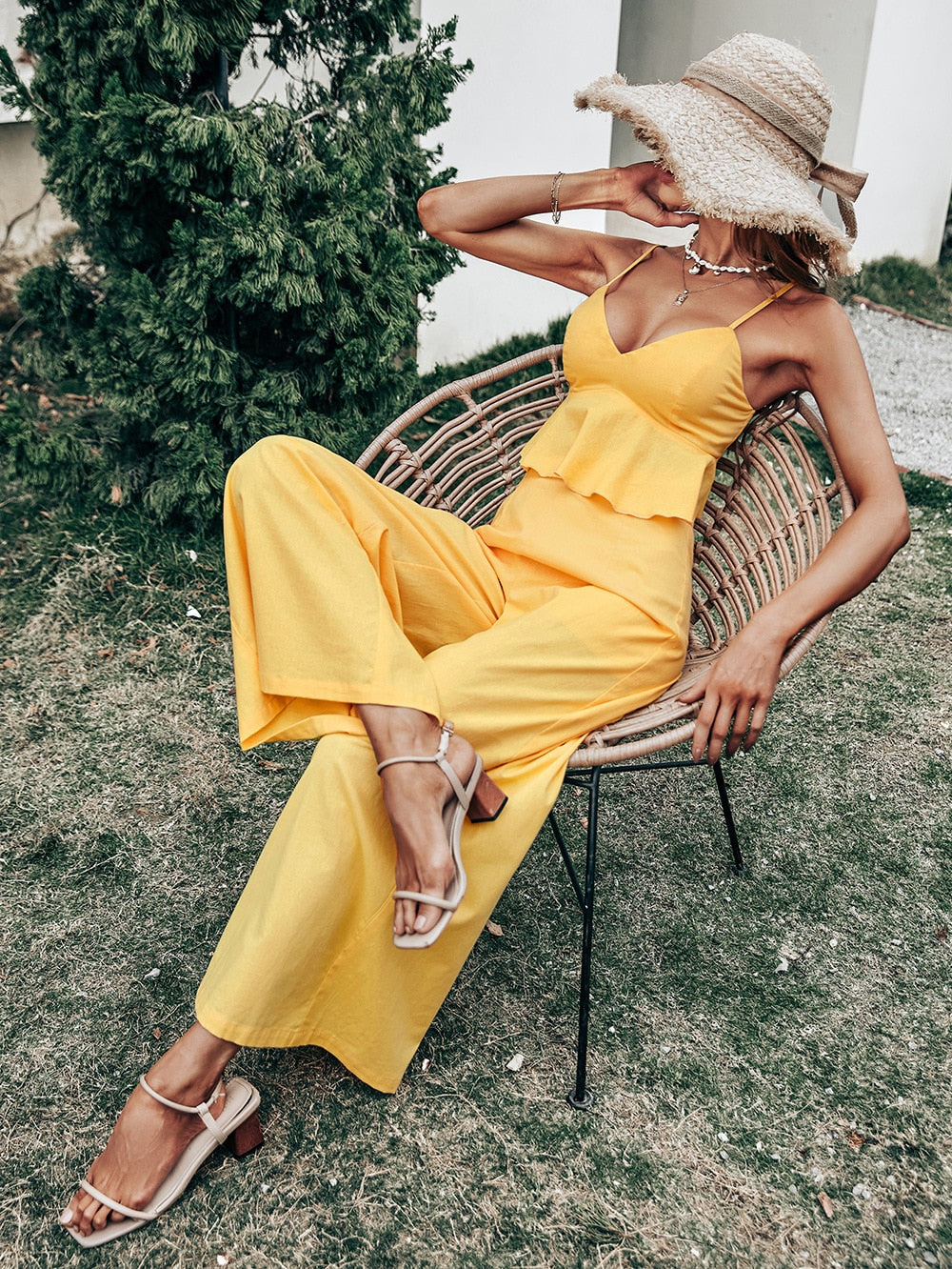 A. Bohemian Yellow Two-piece Women Casual Suit with V-neck Top & Pants Set