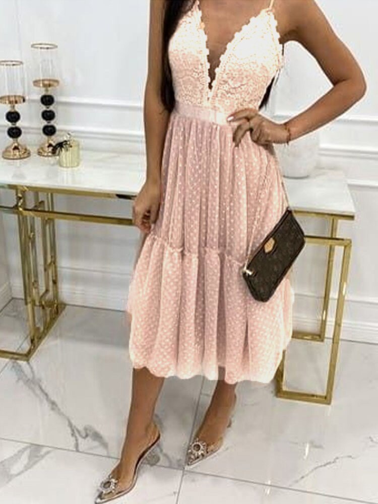 Embroidered Lace Mini Dress with V-Neck and Irregular Lace Skirt