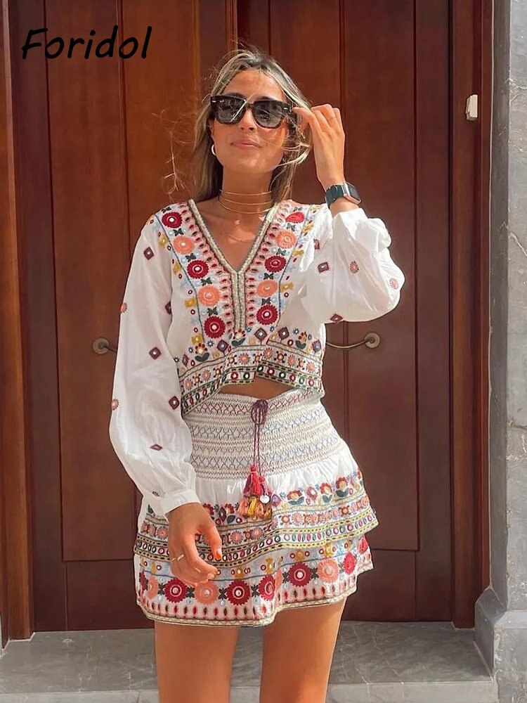 Gypsy Embroidered Paisley Printed Skirt and Blouse Sets with Batwing Sleeve and V-Neck Button Tiered Mini Skirt